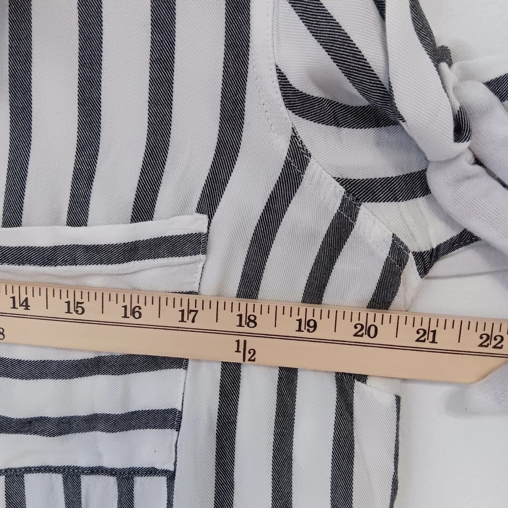 Isabel Maternity Flannel Shirt W Small Gray‎ White Striped Button Down Soft - Picture 3 of 7